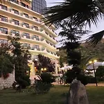 Rapo's Hotel