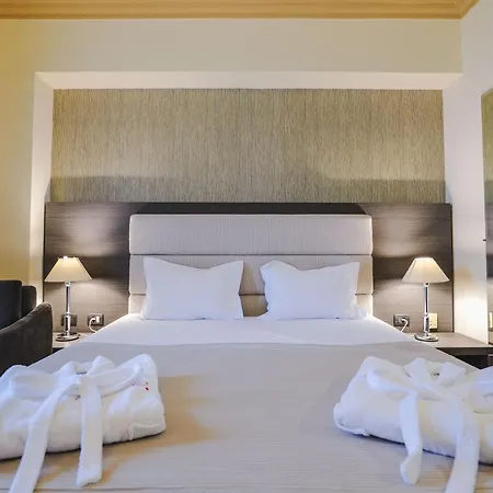 Rapo's Hotel Himare