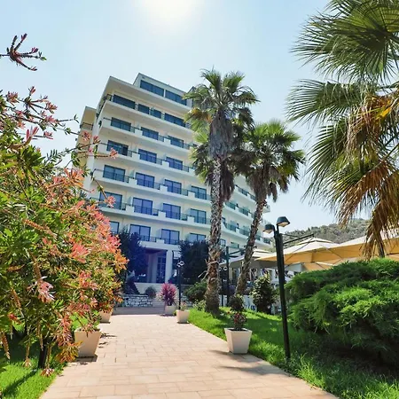 Rapo's Hotel 5*