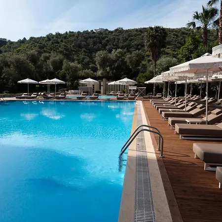 Rapos Hotel