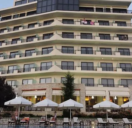 Rapo's Hotel Himare