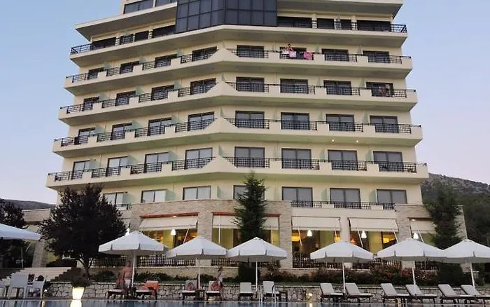 Rapo's Hotel Himare